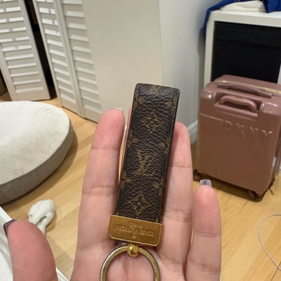 Louis Vuitton Monogram Brown and Gold Key Holder - Picture 3 of 8